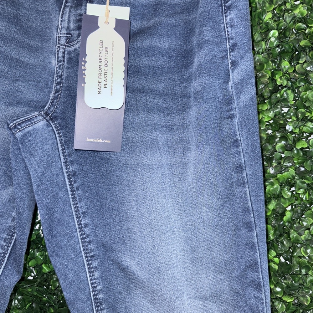 Laurie Felt Knit clean Jean Straight Size XS Petite - Picture 2 of 4